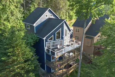 Image de Norris Lake Grand Emplacement W \/ Quai PRIVÉ, Hot Tub, 2 Nouveaux Grillages - 24 personnes