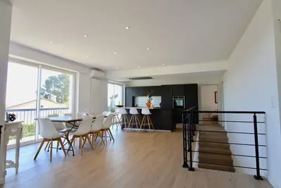 Image de Villa de luxe moderne avec vue panoramique