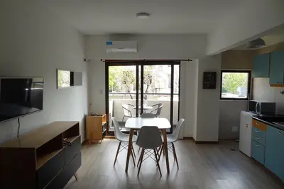 Studio confortable avec piscine et commodités à Canitas Palerme
