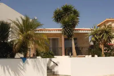 Image de Belle villa avec vue panoramique et mer et piscine chauffée *