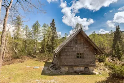 Image de Bohinj - Chalet de montagne sur Vogel, été et hiver