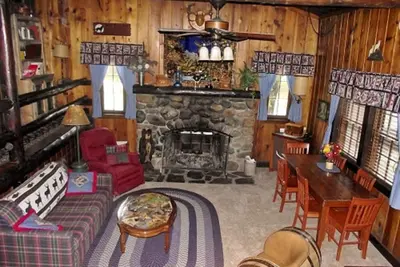 Image de Historic Log Cabin construit dans les années 1930 par le Civilian Conservation Corps (Ccc)