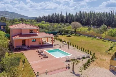 Image de Magnifique maison de 4 chambres à.