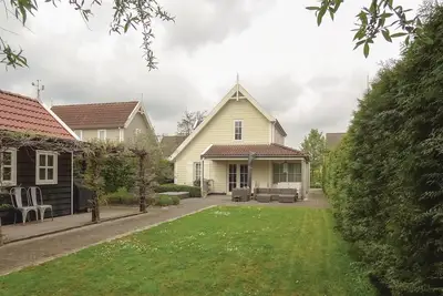 Image de Superbe maison à Wemeldinge avec WiFi