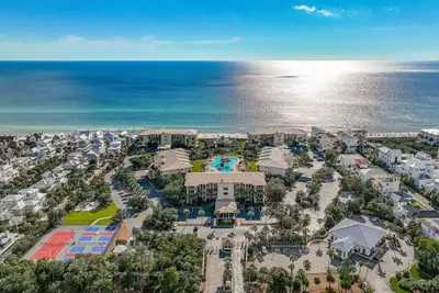 Image de Golfe Front - 1er étage - High Pointe Beach Resort 2br / 2ba - Service de plage Inclus