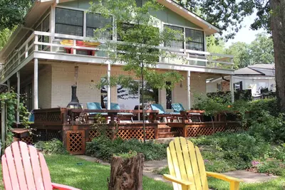 Image de Presque bord de mer - Waterfront Paradise sur le lac Cedar Creek!
