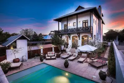 Image de Superbe maison néerlandaise à Rosemary Beach-Exquisite!