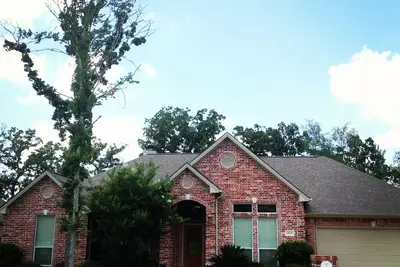 Image de Grande maison personnalisée de 5 chambres à Aggie-land, emplacement fantastique