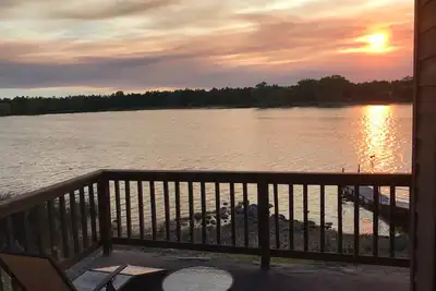 Image de Sur Rainbow Lake, 3 chambres 2 1/2 salles de bains / WiFi gratuit, télévision 65 pouces, Pinetop-Lakeside.