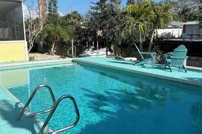 Image de A Gem - Beach Cottage 4 Br - Piscine chauffée sur canal - Walk To Beach / Village