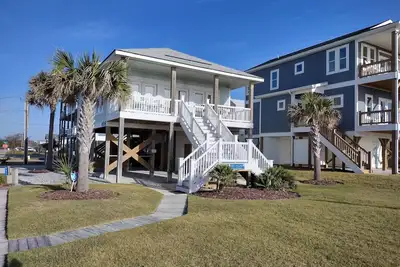 Image de \"Pickle Palms\" en bord de mer sur l'île de Topsail, 2 Br - 2 Ba Beach House