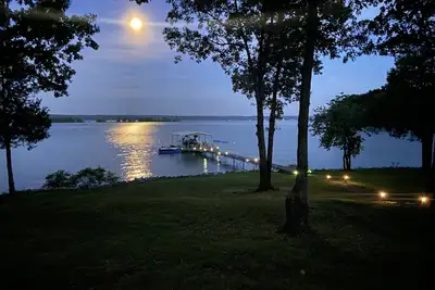 Image de Merveilleuse retraite sur le lac Ky ~ Vues incroyables ~ Eau toute l'année ~ Quai privé