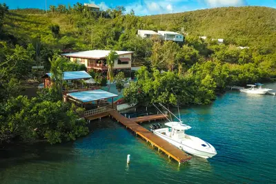 Image de Pelicano Oceanfront \/ De 195 $ - 1 450 $ \/ nuit, Cap. 2-18 invités