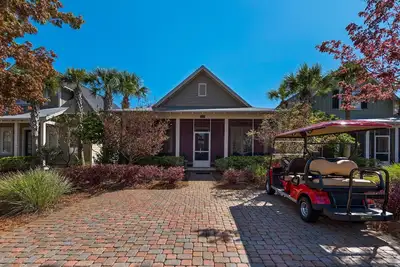 Image de Beach Bungalo seulement 1 an sur Vrbo comprend une nouvelle voiture de golf 2108 pour 6 personnes