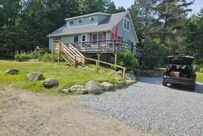 Image de Cottage de Charme de 4 chambres avec accès frontal Shore & Internet
