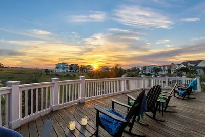 Image de Vues sur l'océan et les marais! 5br / 5ba, voiturette de golf, Wi-Fi! Lisez nos avis!