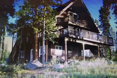 Image de Belle vue sur le lac et la montagne, 2 acres, grande terrasse, Rmnp