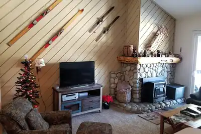 Image de À distance de marche du village et de la télécabine sur la route de la navette (1bd + loft)