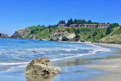 Image de \"Mer Aujourd'Hui\" Condo Oceanfront avec plage privée et sentier