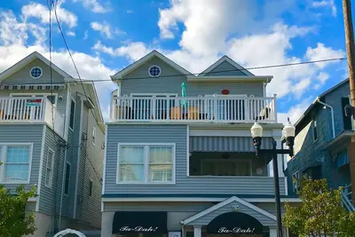 Image de OwnAvenue du centre-ville d'Asbury et 3 pâtés de maisons m ✶
