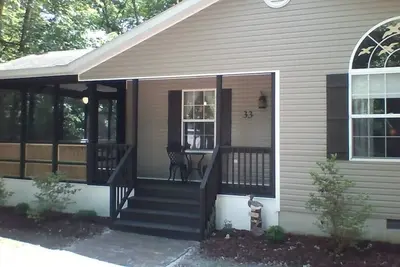 Image de Belle Plage Quiet Home in the Pines Close to Everything