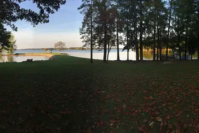 Image de Original River Cabin de Norman Cocke - Lkn Waterfront Point Property- 12 personnes