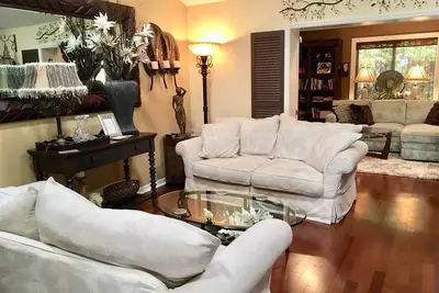 Image de Maison la plus élégante * Balade en chariot de 3 min - Place Lake Sumter * Superbe chambre en Floride