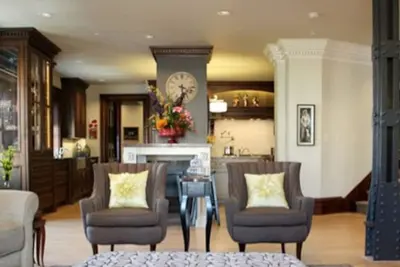 Image de Luxe haut de gamme - La suite Penthouse dans le Grand Manse historique