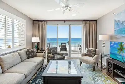 Image de Seas The Day - Majestic Sun 401b, 2 très grands lits + chambre avec lits superposés, espace de stationnement