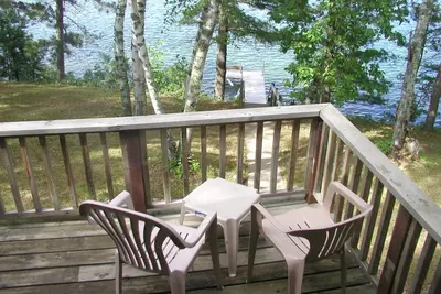 Image de Belle cabine avec vue sur le lac impressionnant de cristal clair \/ Sandy Lake Belle Taine