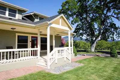 Image de Hood River Bungalow est parfait pour votre retraite Hood River