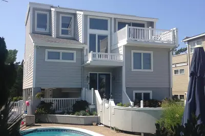 Image de High End Beach House sur l'île de Long Beach dans les Harvey Cedars exclusifs