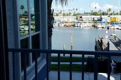 Image de Magnifique condo au bord de l'eau à Madeira Beach Yacht Club