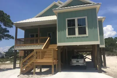 Nouvelle maison dans une belle communauté fermée sur le golfe