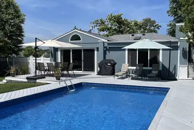 Image de ÉTÉ 2018! Lumineux contemporain W \/ piscine privée à quelques pas de la baie de Moriches