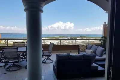 Image de Unité de terrasse rare dans la tour 3 - tour la plus proche de la plage