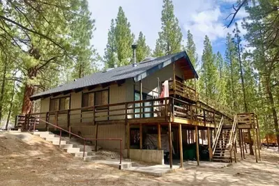 Image de Twin Lakes, Ca. Views, Beautifully Decorated, Private/Quiet; Fish in the Creek