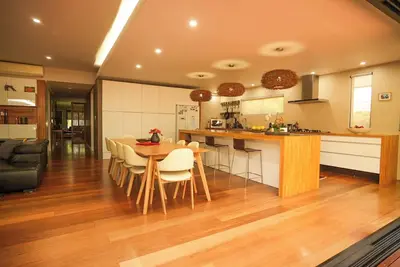 Image de Mimosa Beach House 5 étoiles luxe et spacieux 315 m2