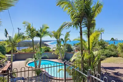 Image de Panorama Beach House - maison de luxe, toutes les chambres avec salle de bains