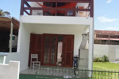 Image de Maison de 2 étages à 50 mètres de la plage d'Armação-Floripa