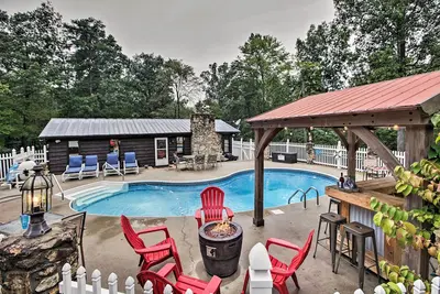 Image de Cabine Familiale avec Piscine Prvt et Spa par Fairy Stone