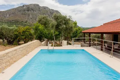 Image de Villa en Pierre 6 personnes - Piscine privée - Vue sur la montagne