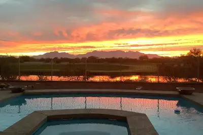 Image de Piscine et spa sur le terrain de golf