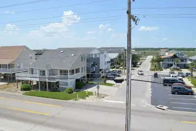 Image de Cherry Grove - semaines d'août disponibles! J'adorerais vous et votre famille.