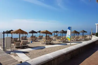 Image de Front de mer de Fuengirola. Appartement central à côté de la plage.