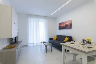 Image de Maison Esedra - \"1\" climat, wifi, parking, tv led 40 \"- 100mt mer