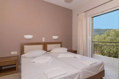 Image de Appartement Allegro Ă Keri Beach Apt8