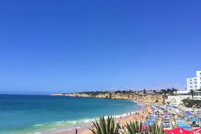 Image de Magnifique appartement avec Piscine près de la plage