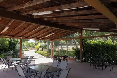 Image de Maisons de vacances avec piscine court de tennis Villa Carola - Ferme Bellajo
