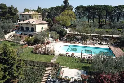 Image de La Limonaia-Villa entière avec piscine